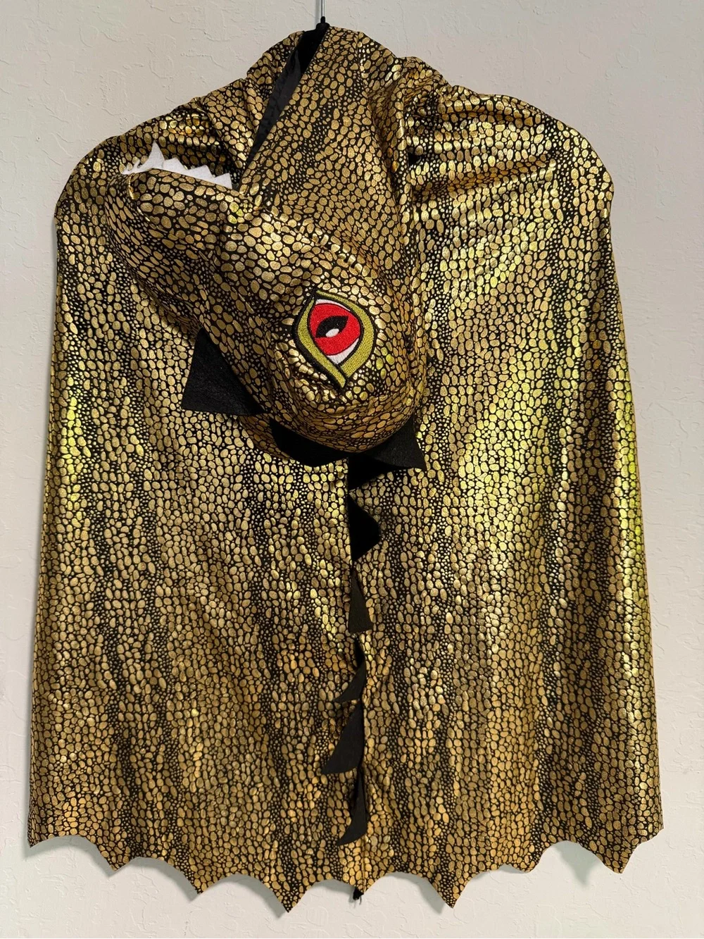 H&M Kids Gold Dragon Cape Costume – Size 3-10T